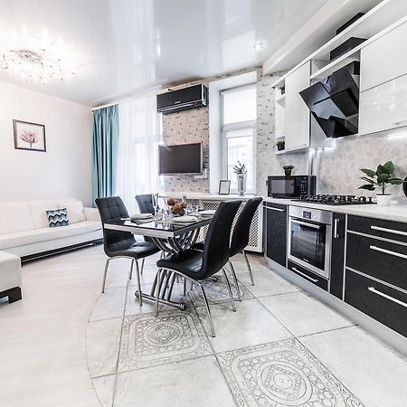 Mgapartments 3 Rooms Miasnikova Sq. Vip Minsk Bagian luar foto
