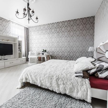 Mgapartments 3 Rooms Miasnikova Sq. Vip Minsk Bagian luar foto