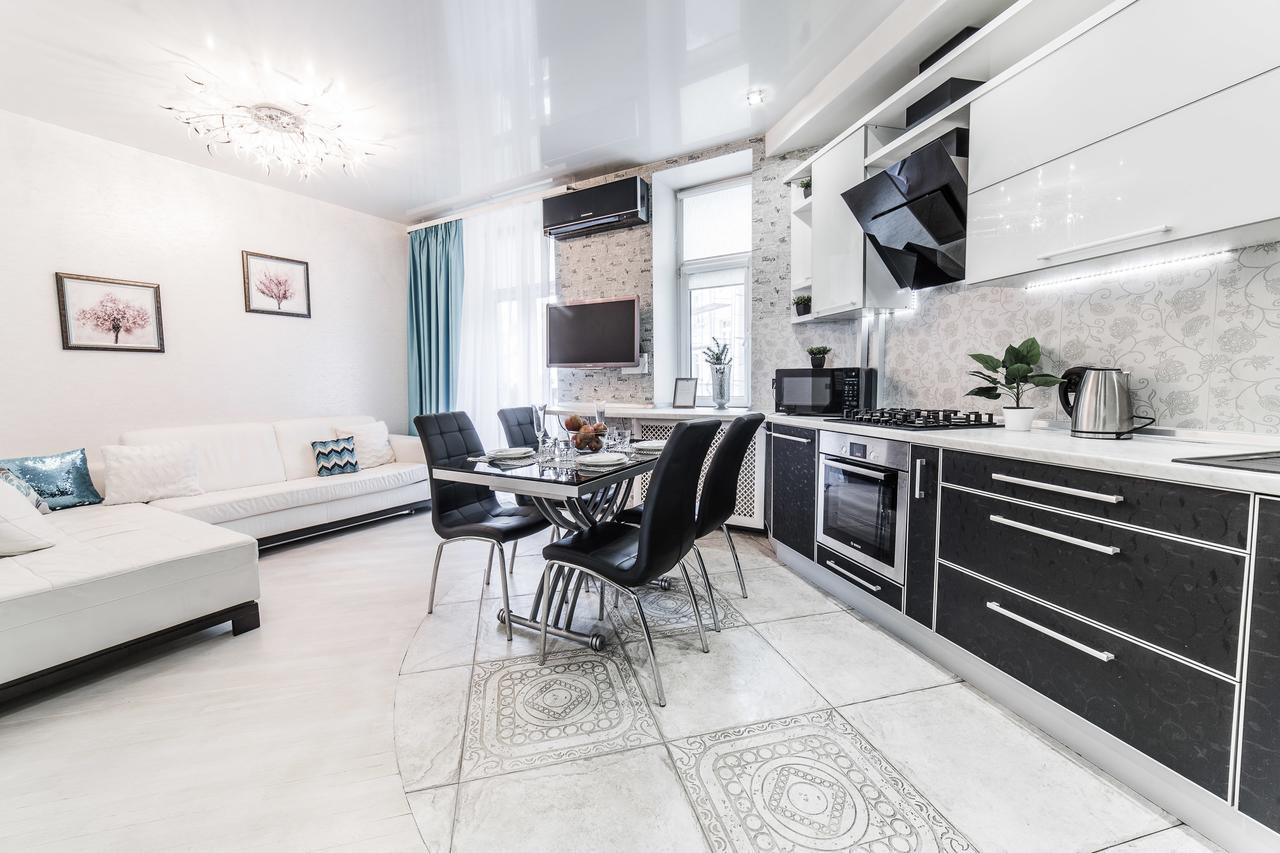 Mgapartments 3 Rooms Miasnikova Sq. Vip Minsk Bagian luar foto